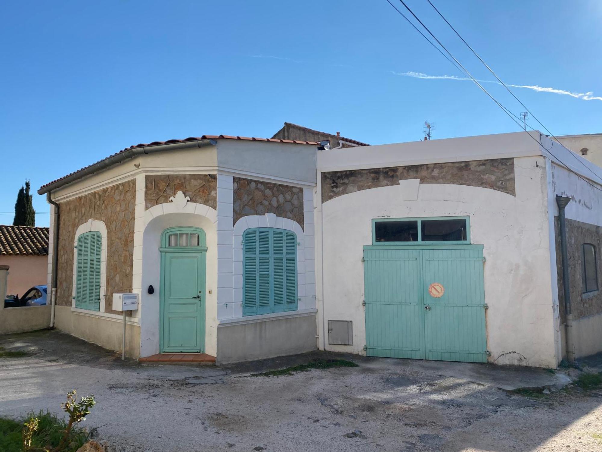 Studio climatisé avec parking et proche de la mer Carqueiranne Esterno foto
